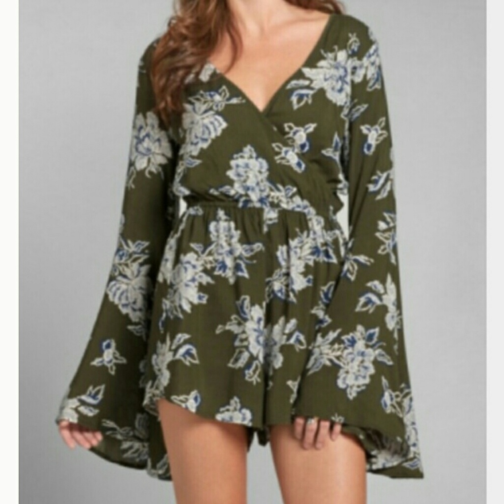 Abercrombie & Fitch Romper